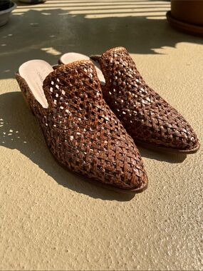 Chinese Laundry Brown Woven Mule Slides